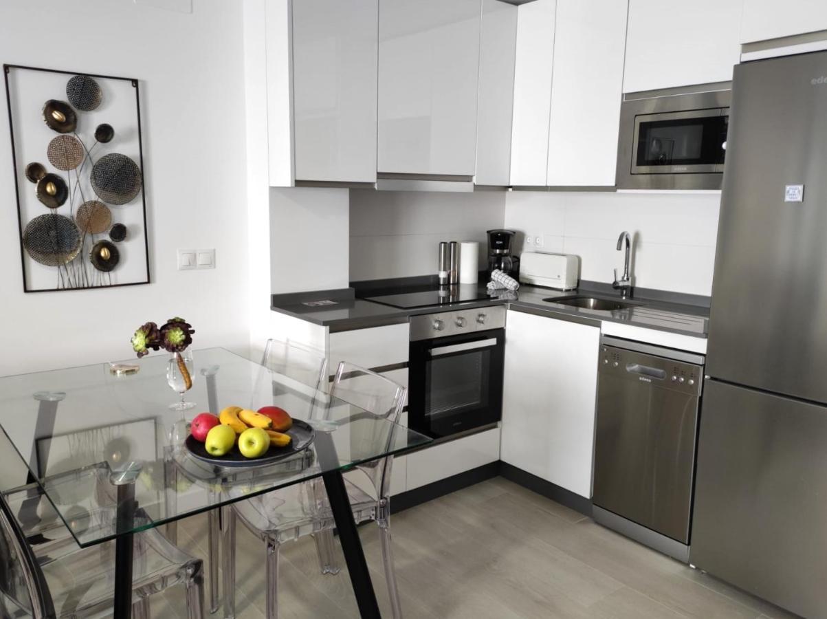 נרחה 1 Bedroom Beachfront Apartment At Torecilla Beach מראה חיצוני תמונה