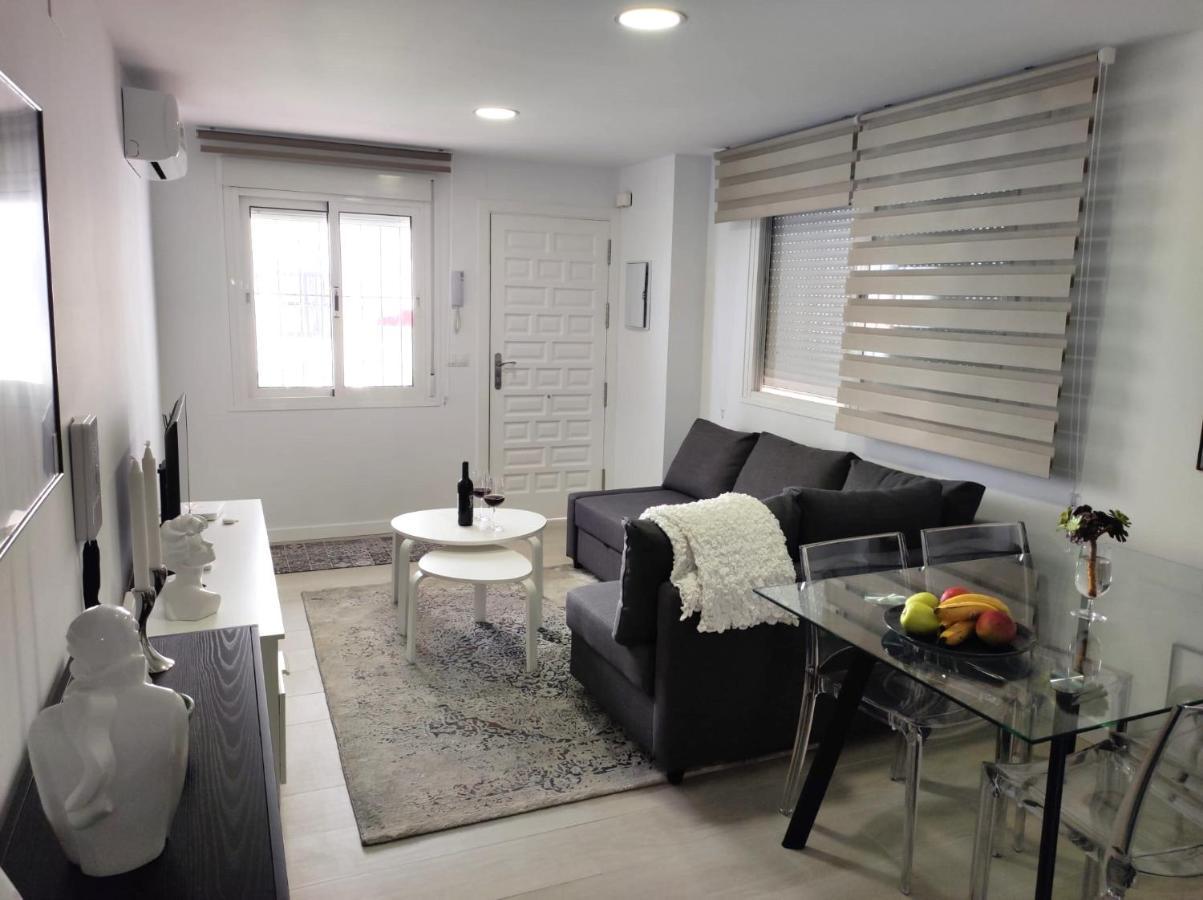 נרחה 1 Bedroom Beachfront Apartment At Torecilla Beach מראה חיצוני תמונה